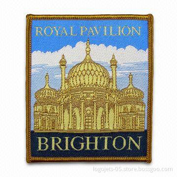 Customized Woven Label, Available in Different Shapes